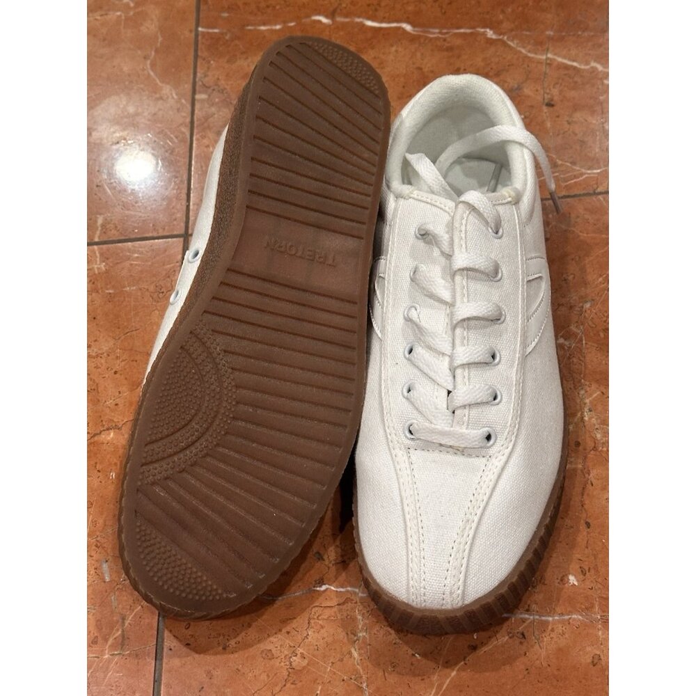 TRETORN WHITE CANVAS NYLITE SNEAKERS GUM SOLE 9.5 M NEW NWOB - Picture 5 of 8